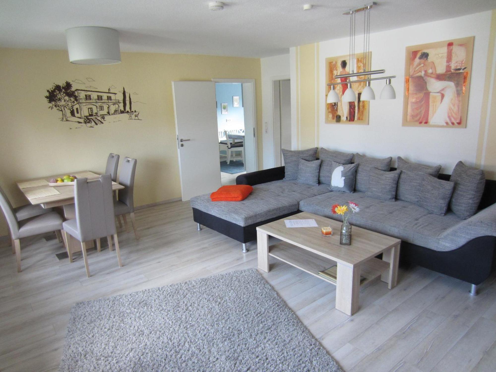 Ferienwohnung Bienwald Mit Pool Fuer 4 - 6 Personen Mit 3 Schlafzimmern Gröbitz エクステリア 写真